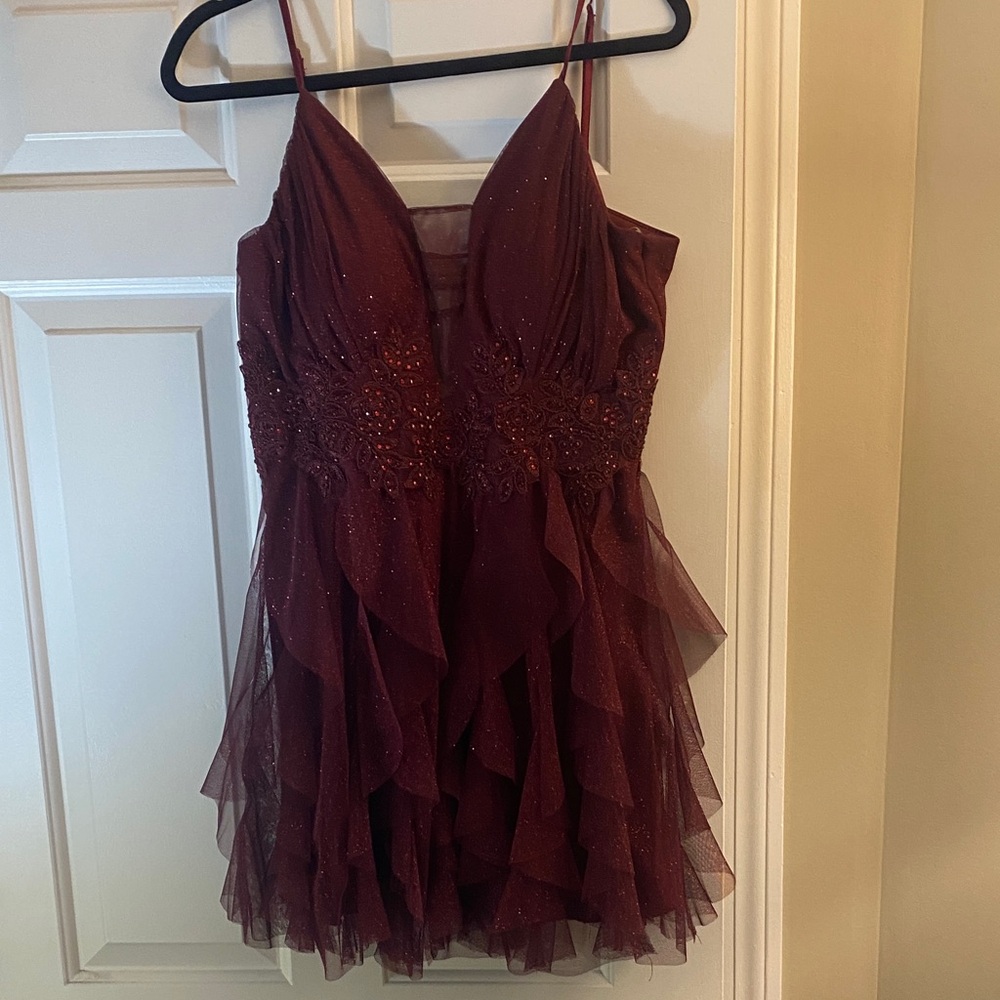 Elegant Burgundy Mini Dress